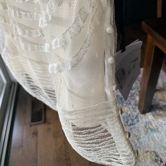 RED Valentino Women's Ruffled Lace Sleeveless Top new with tags Size 2 - Picture 10 of 11